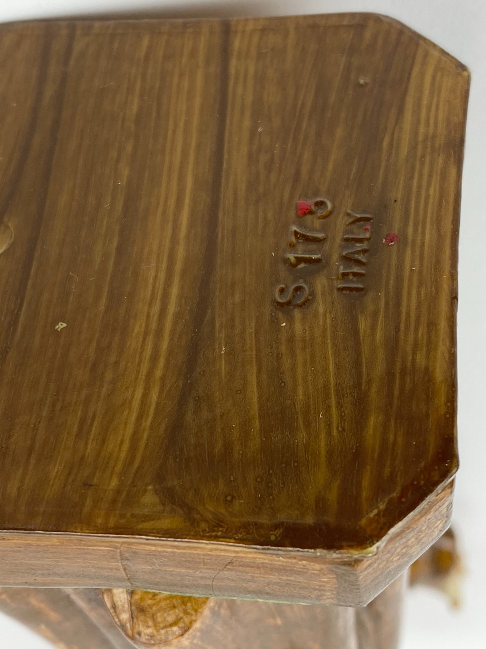 HK1142-religines-skulpturos-ir-paveikslai-11 “Padre Pio” Italų vienuolio statula iš polirezino 6,5×8,5×22 cm