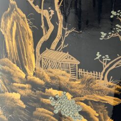 Rytietiškas valgomojo komplektas: apvalus stalas ir 4 vnt. krėslų