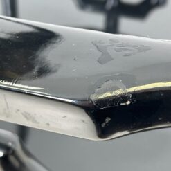 Rytietiškas valgomojo komplektas: apvalus stalas ir 4 vnt. krėslų