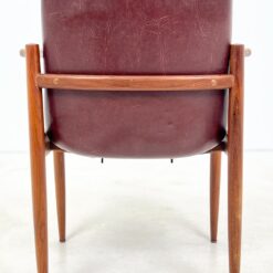 Mid Century krėslas su raudona eko oda 58x61x81 cm, 48 cm