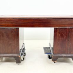 Raudonmedžio rašomasis stalas su odiniu stalviršiumi 75x137x77 cm