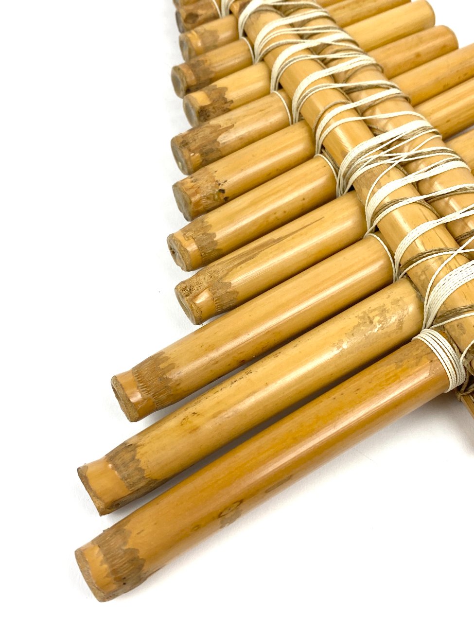 HK1159-muzikos-instrumentai-6 Vintažinė Pano fleita 32,5x19x3 cm