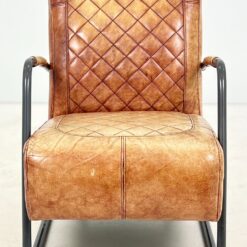 Industrinio stiliaus fotelis metaliniu rėmu ir oda 77x58x83 cm, 46 cm