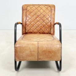 Industrinio stiliaus fotelis metaliniu rėmu ir oda 77x58x83 cm, 46 cm