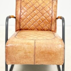 Industrinio stiliaus fotelis metaliniu rėmu ir oda 77x58x83 cm, 46 cm