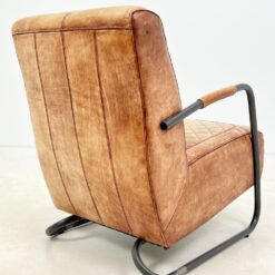 Industrinio stiliaus fotelis metaliniu rėmu ir oda 77x58x83 cm, 46 cm