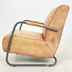 Industrinio stiliaus fotelis metaliniu rėmu ir oda 77x58x83 cm, 46 cm