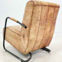 Industrinio stiliaus fotelis metaliniu rėmu ir oda 77x58x83 cm, 46 cm