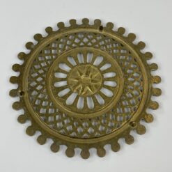 Žalvarinis, apvalus padėkliukas nuo karščio 18,5×18,5×1 cm