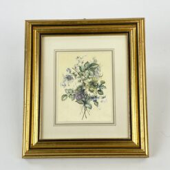 Siuvinėtas gėlių natiurmortas aukso spalvos rėme 2x15x17 cm