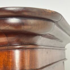 Trijų durų raudonmedžio rūbų spinta su veidrodžiu 73x219x202 cm