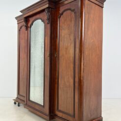 Trijų durų raudonmedžio rūbų spinta su veidrodžiu 73x219x202 cm