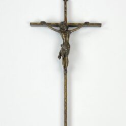 Žalvarinis pakabinamas kryžius 3x13x25 cm