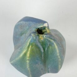 Keramikinė Art noveau stiliaus vaza 11x11x20 cm