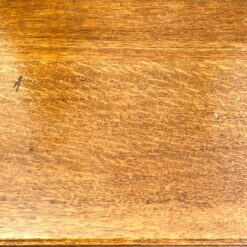 Ąžuolinis kosmetinis staliukas su užlenkiamais veidrodžiais 47x130x163 cm