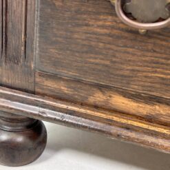 Retro stiliaus ąžuolinė penkių stalčių komoda 45x76x80 cm