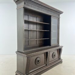 Riešutmedžio knygų spinta su atviromis lentynomis 48x201x208 cm