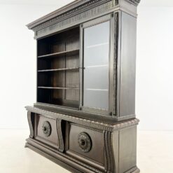 Riešutmedžio knygų spinta su atviromis lentynomis 48x201x208 cm