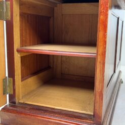 Raudonmedžio dvipusis rašomasis stalas 115x160x80 cm