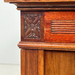 Raudonmedžio dvipusis rašomasis stalas 115x160x80 cm