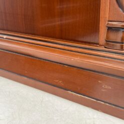 Itališkos “Camelgproup” riešutmedžio lukšto spintelės 2 vnt. kompl. 44x55x58 cm