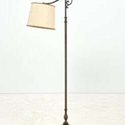 Reguliuojamas pastatomas žalvarinis toršeras mediniu pagrindu 52x29x145(+25) cm