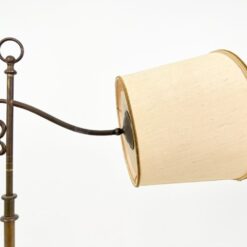 Reguliuojamas pastatomas žalvarinis toršeras mediniu pagrindu 52x29x145(+25) cm