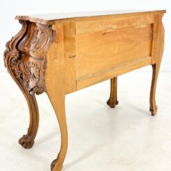 Prabangi, dviejų stalčių, raižyta, barokinio stiliaus komoda 50x120x81 cm