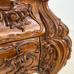 Prabangi, dviejų stalčių, raižyta, barokinio stiliaus komoda 50x120x81 cm