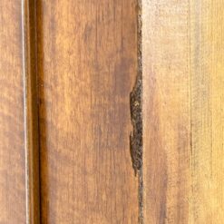 Prabangi barokinio stiliaus raižyta riešutmedžio rūbų spinta 63x122x212 cm