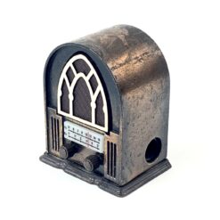 Vintažinis PlayMe drožtukas - senovinio radijo imtuvo imitacija 3x4,5x5 cm