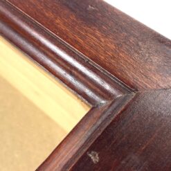 Medinė vitrininė dėžutė atverčiamu dangčiu su stiklu 40,5x44x18 cm