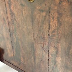 Ampyro stiliaus raudonmedžio komoda su žalvariu 45x81x89,5 cm