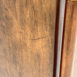 Ampyro stiliaus raudonmedžio komoda su žalvariu 45x81x89,5 cm