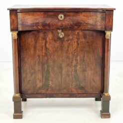 Ampyro stiliaus raudonmedžio komoda su žalvariu 45x81x89,5 cm