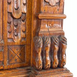 Drožinėtas ąžuolinis bufetas su vitražinėmis durelėmis 56x89x231 cm