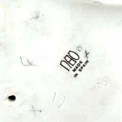 Porcelianinė NAO by Lladró mergaitės su moliūgais statula 14x17x30 cm