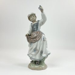 Porcelianinė Lladró mergaitės su paukščiu statula Nr. 4758 11x14x28 cm