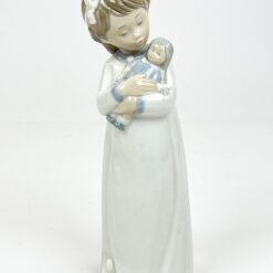 Porcelianinė NAO by Lladró mergaitės su lėle statula Nr. 598 8x8x25 cm