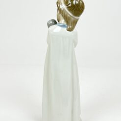 Porcelianinė NAO by Lladró mergaitės su lėle statula Nr. 598 8x8x25 cm