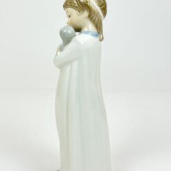 Porcelianinė NAO by Lladró mergaitės su lėle statula Nr. 598 8x8x25 cm