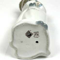 Porcelianinė NAO by Lladró mergaitės su lėle statula Nr. 598 8x8x25 cm