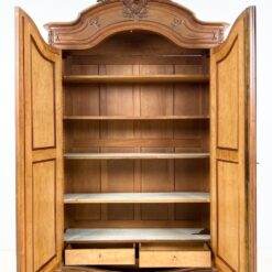 Barokinio stiliaus riešutmedžio dviejų durų spinta su veidrodžiais 62x140x251 cm