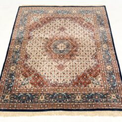 Vilnonis rankų darbo kilimas "Moud" 257x195x1,1 cm