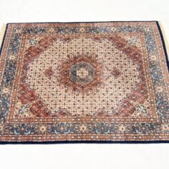 Vilnonis rankų darbo kilimas “Moud” 257x195x1,1 cm