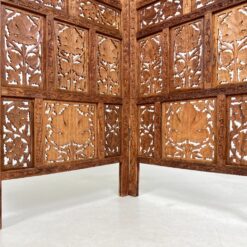 Augalų motyvais drožinėta medinė širma 2x204x185 cm