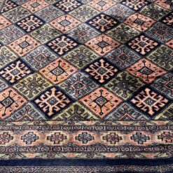 Vilnonis rankų darbo kilimas “Bukhara” 123x120x0,4 cm