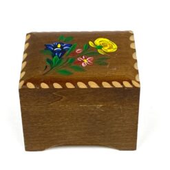 Šveicariška “Mapsa” muzikinė dėžutė 7×8,5×6,5 cm