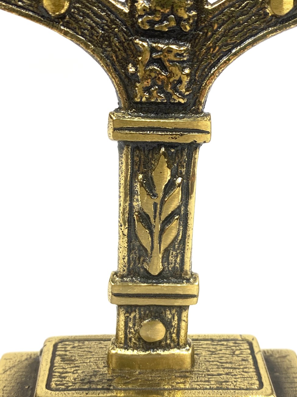 HK1318-zvakides-8 Žalvarinė menora “Jerusalem” 6x19x24,5 cm