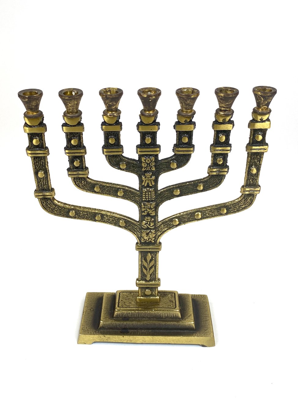 HK1318-zvakides-9 Žalvarinė menora “Jerusalem” 6x19x24,5 cm